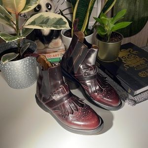 Doc Marten’s Tina Smooth / oxblood / size 7 mens / size 9 womens / euro 41